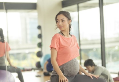 學懂9套瑜珈動作 有助孕程更輕鬆！